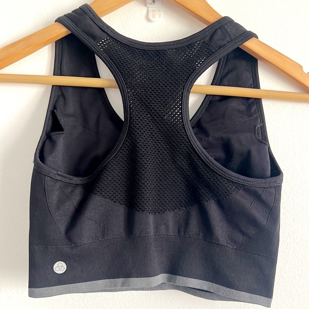 Zella Pulse Seamless Sports Bra Black Racerback NWOT - Picture 8 of 16